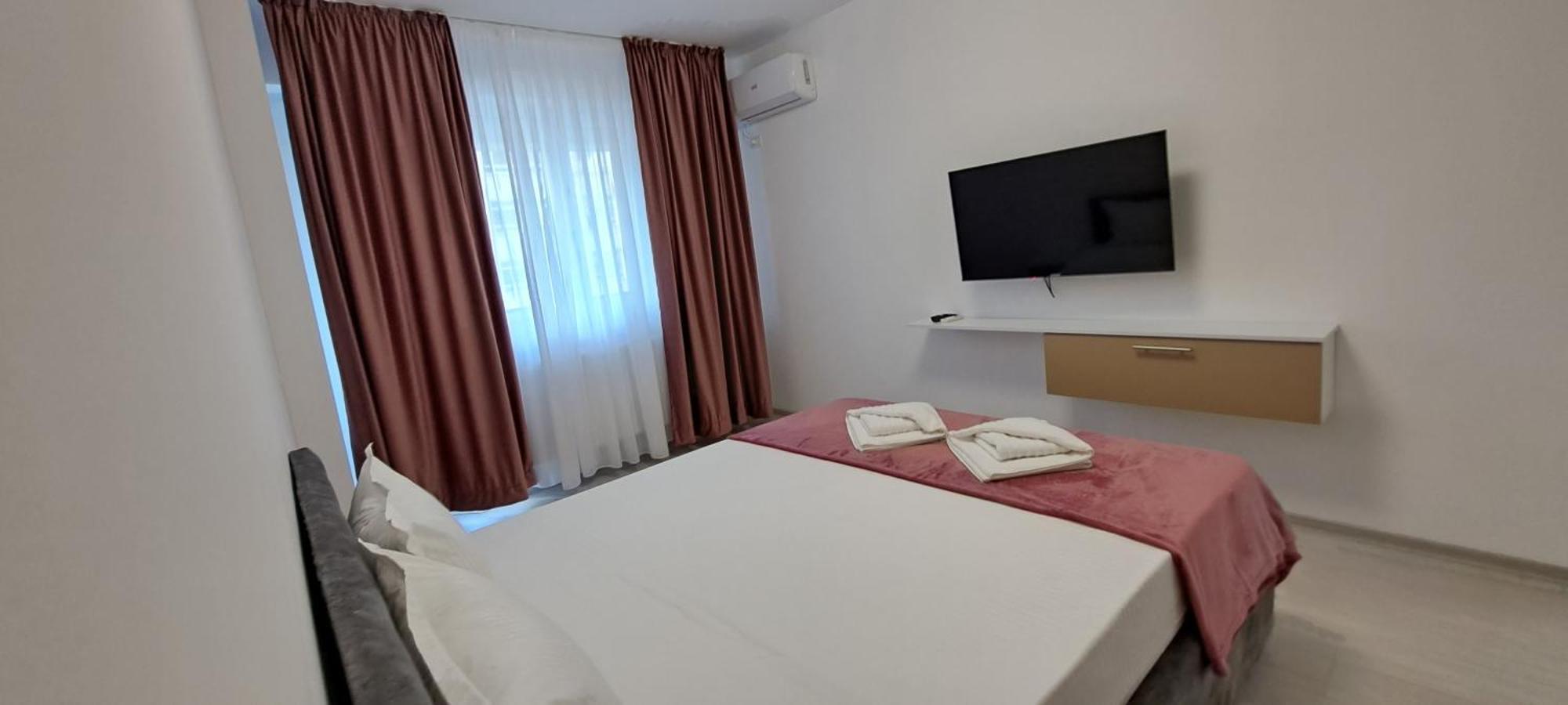 Relax Home Apartment Q Iasi Esterno foto